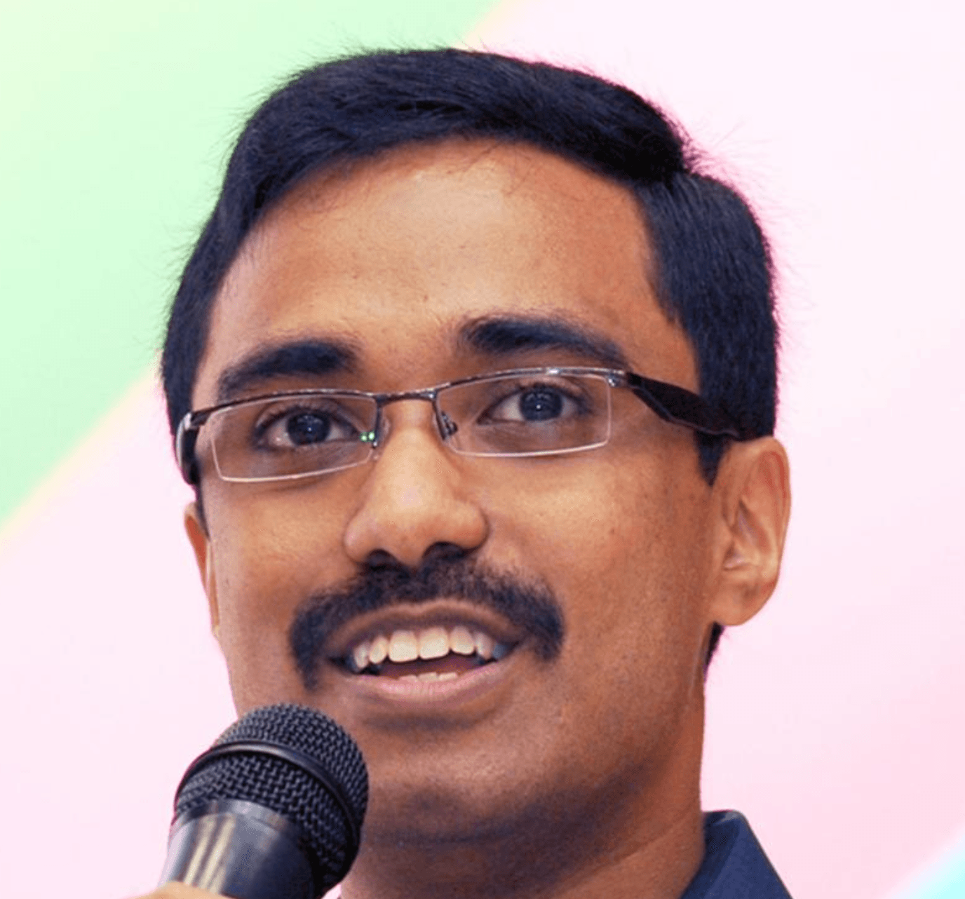 Aaron Maniam