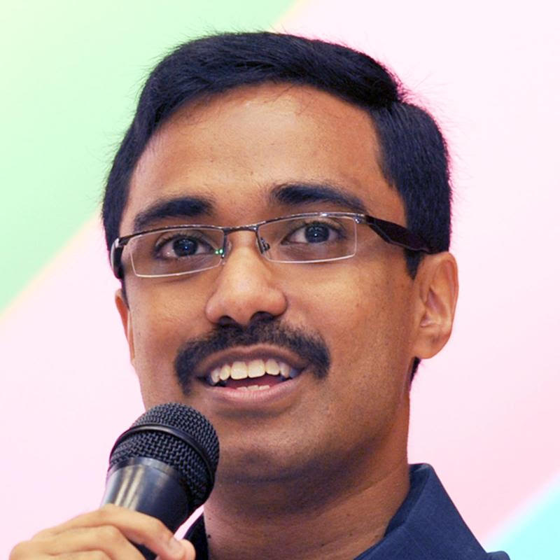 photo of aaron maniam